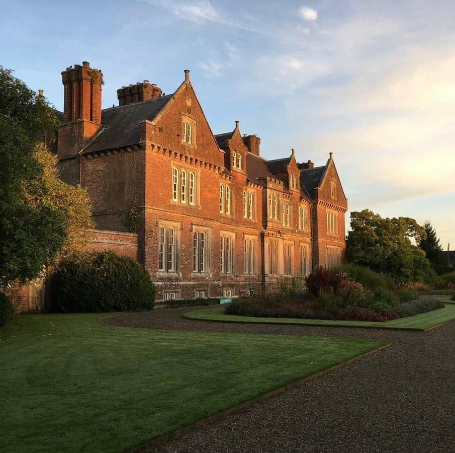 Mogue'S Cottage At Wells House & Gardens Wexford Ngoại thất bức ảnh